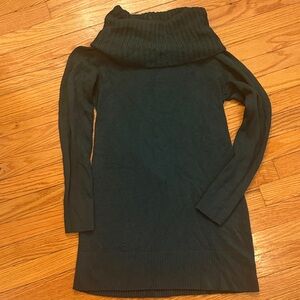 H&M Deep Green Turtleneck Sweater